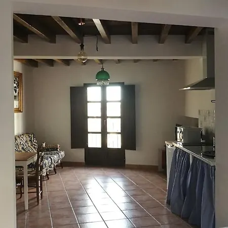 Cerca De La Alhambra, La Casa Del Cuento, Segundo